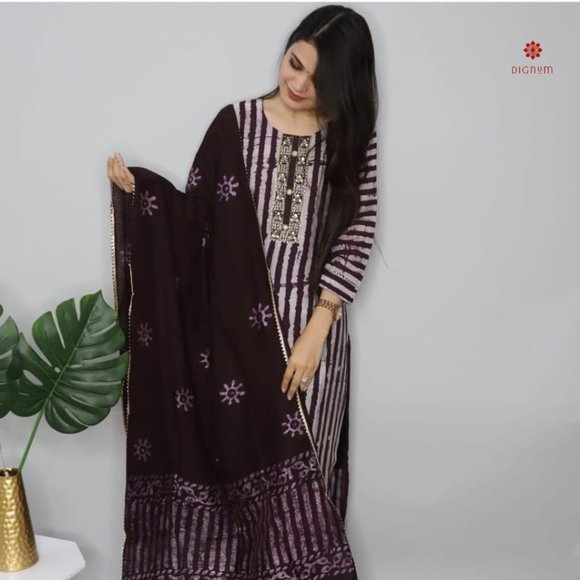 Beautiful Rayon Striped Pattern Kurta Pant and Dupatta - Picture 3 of 5